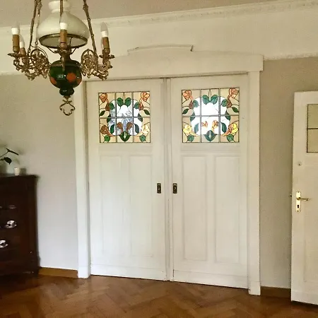 Otium Z Prywatnym Ogrodem Apartman *